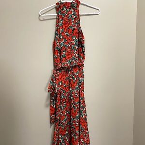 Maxi halter dress with tie